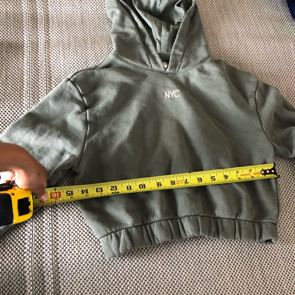 H&M Soft cropped sweater shirt  8-10 year